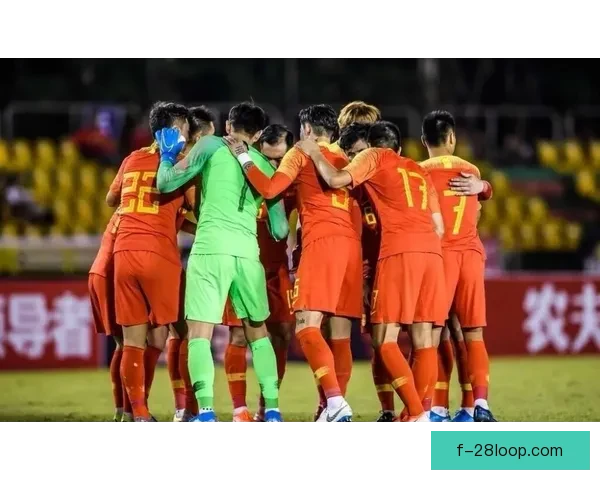 中国男足在18强赛中顽强拼搏展现不屈斗志精神